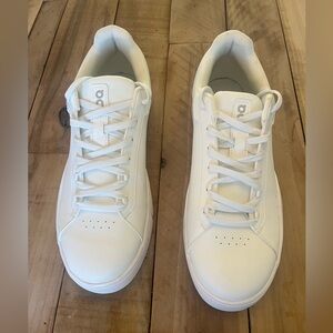 On Running The Roger Advantage Men’s Sneakers White Tennis Shoes Size 10.5